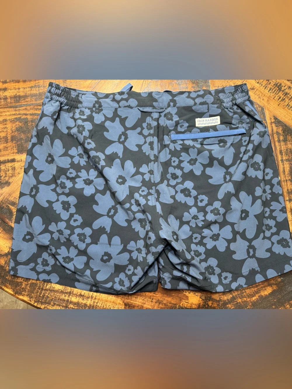Fair Harbor Floral Swim Trunks Blue Black Size 34 6” inseam